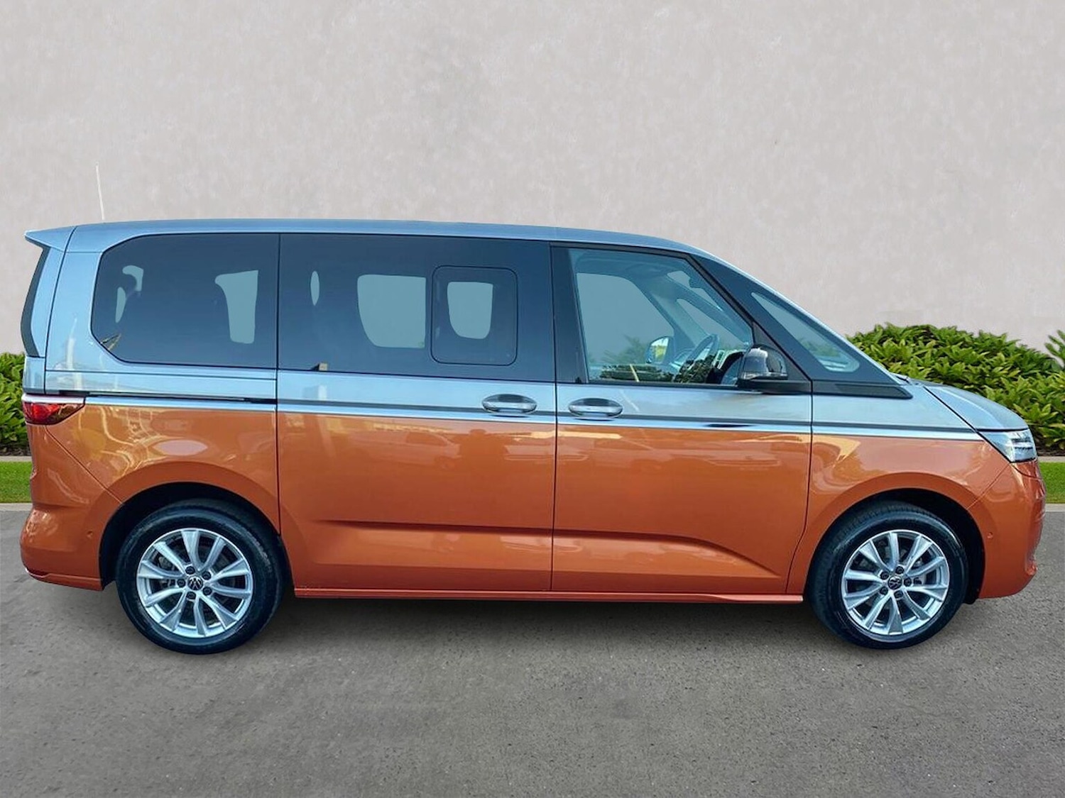 Used Volkswagen Multivan 2025 for sale - 78121893: Photo 6