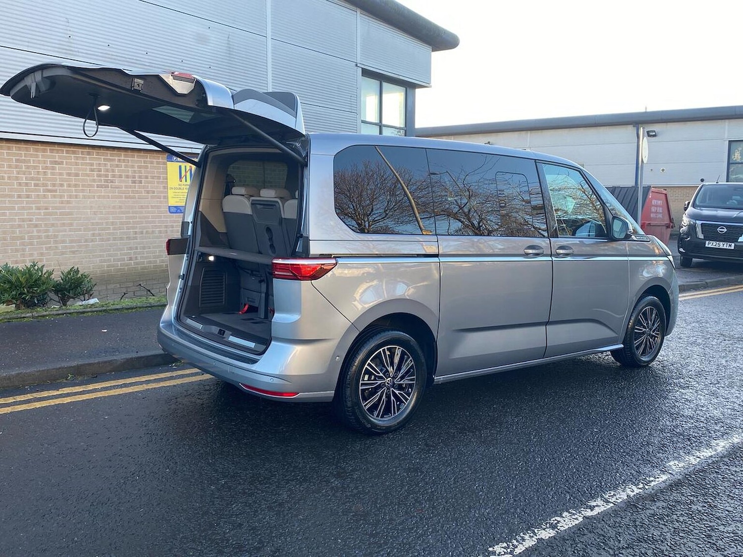 Used Volkswagen Multivan 2025 for sale - 76963544: Photo 25