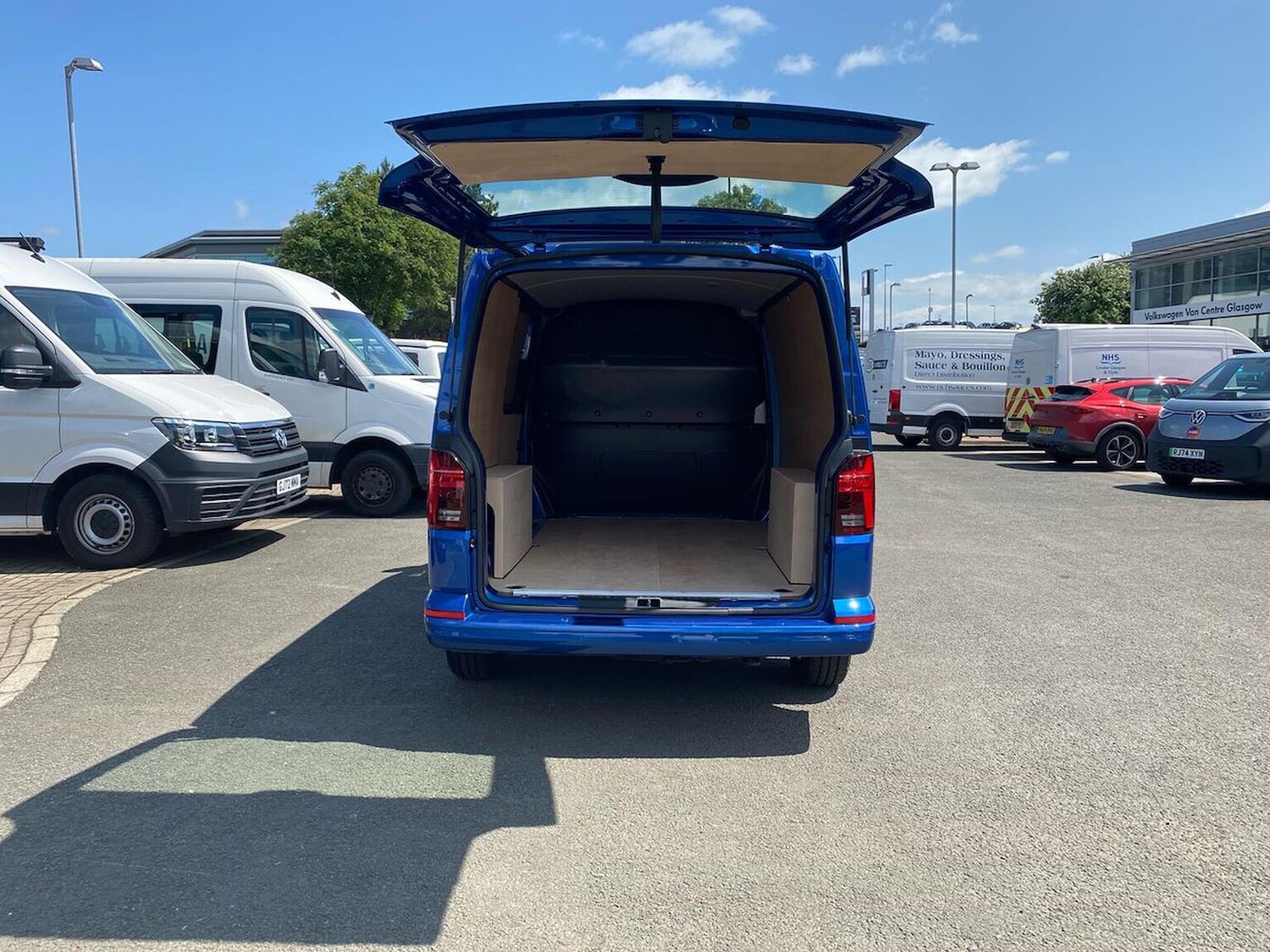 Used Volkswagen Transporter 2024 for sale - 77488699: Photo 26