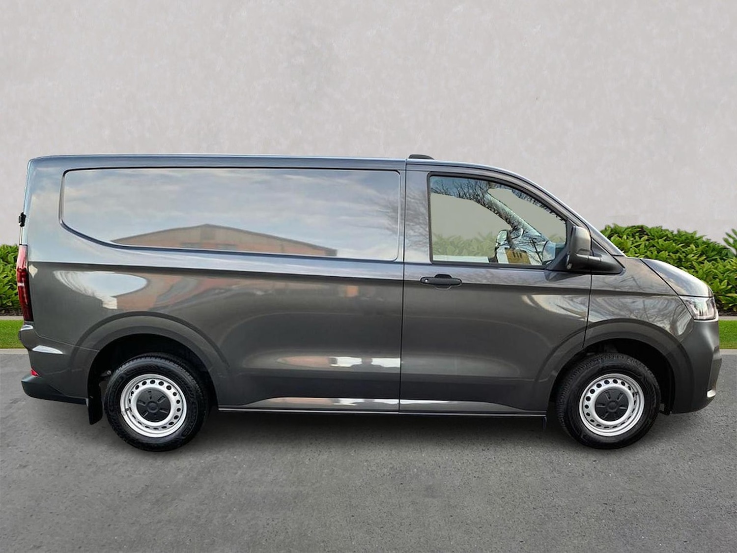 Used Volkswagen Transporter 2025 for sale - 76605535: Photo 4