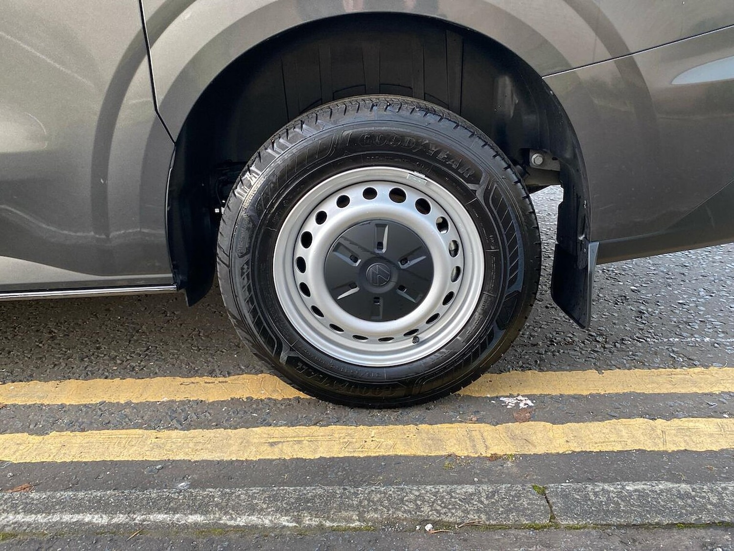 Used Volkswagen Transporter 2025 for sale - 76605535: Photo 5