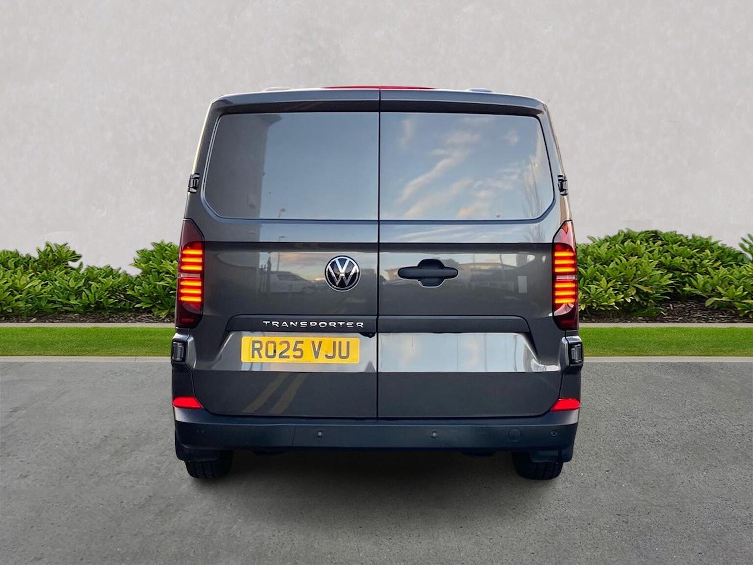 Used Volkswagen Transporter 2025 for sale - 76605535: Photo 7