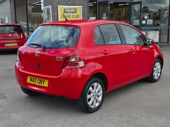 Used Toyota Yaris 2011 for sale - 79865526: Photo