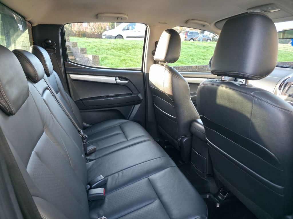 Used Isuzu D-Max 2014 for sale - 77233911: Photo 25