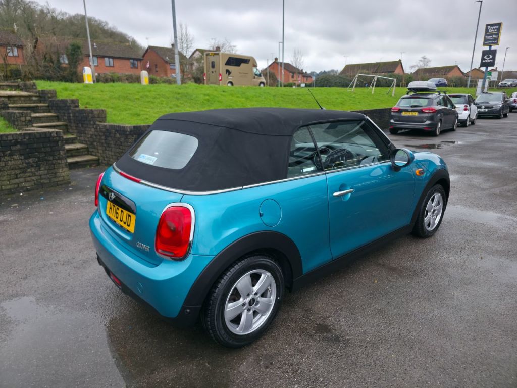 Used MINI Convertible 2016 for sale - 77607965: Photo 10