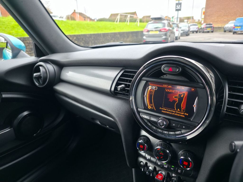 Used MINI Convertible 2016 for sale - 77607965: Photo 22