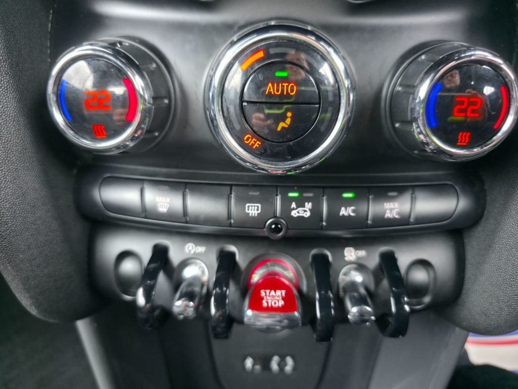 Used MINI Convertible 2016 for sale - 77607965: Photo 27