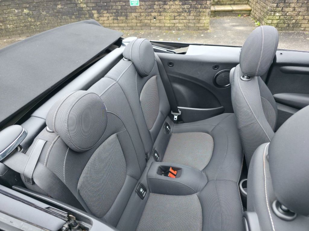 Used MINI Convertible 2016 for sale - 77607965: Photo 32