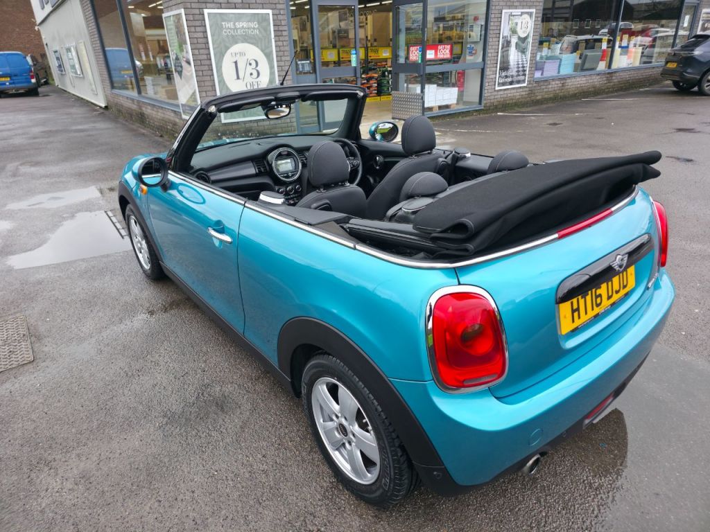 Used MINI Convertible 2016 for sale - 77607965: Photo 4