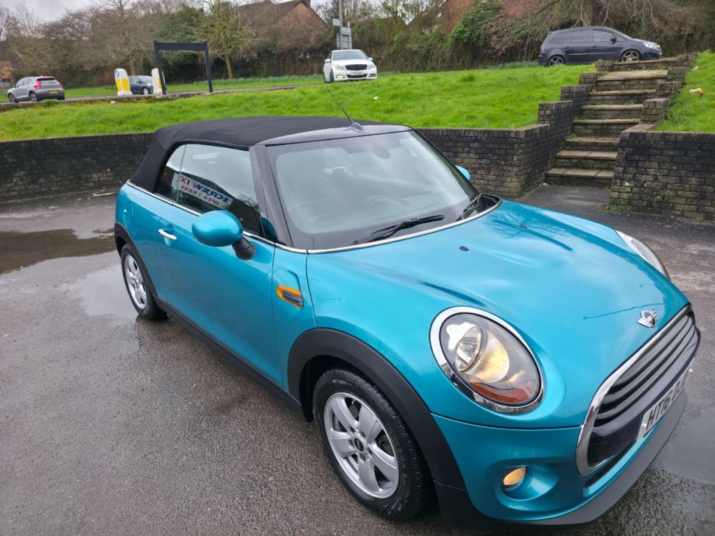 Used MINI Convertible 2016 for sale - 77607965: Photo 6