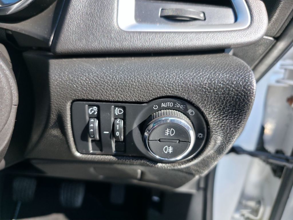 Used Vauxhall Astra GTC 2014 for sale - 77952206: Photo 25