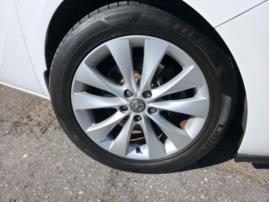 Used Vauxhall Astra GTC 2014 for sale - 77952206: Photo 28