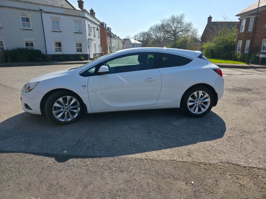 Used Vauxhall Astra GTC 2014 for sale - 77952206: Photo 7