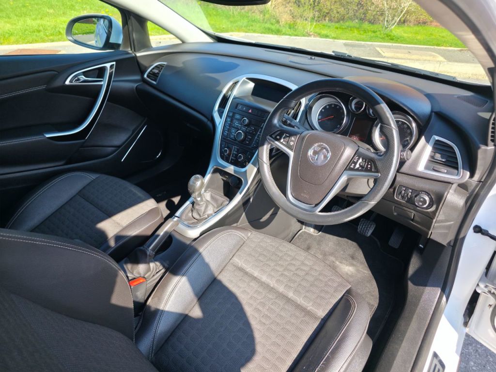 Used Vauxhall Astra GTC 2014 for sale - 77952206: Photo 9
