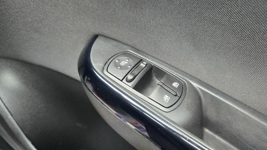 Used Vauxhall Corsa 2017 for sale - 76553648: Photo 33