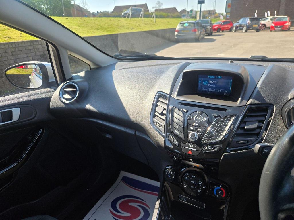 Used Ford Fiesta 2017 for sale - 76553657: Photo 10