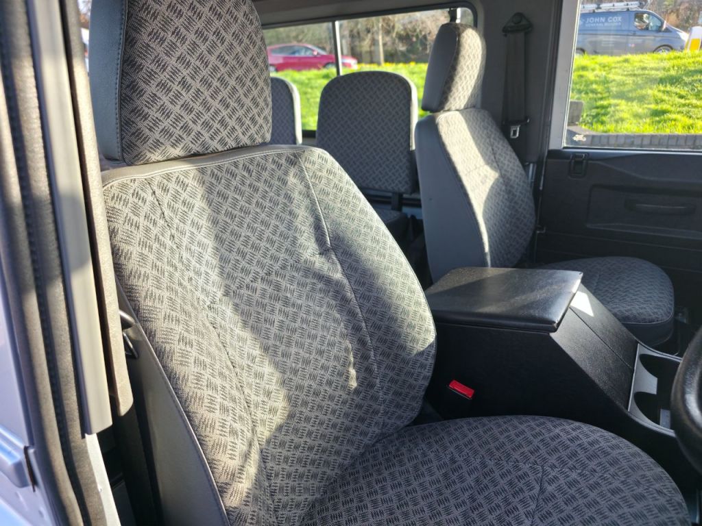 Used Land Rover Defender 2007 for sale - 77845261: Photo 21