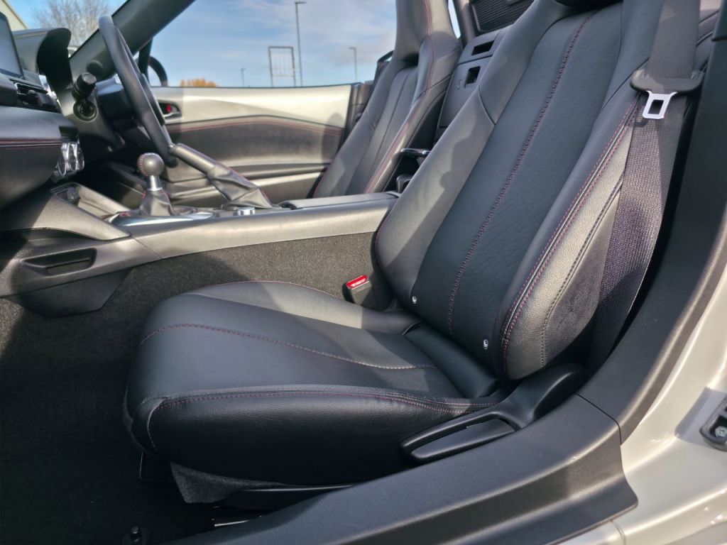 Used Mazda MX-5 2018 for sale - 76553647: Photo 10