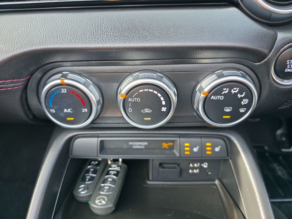 Used Mazda MX-5 2018 for sale - 76553647: Photo 17