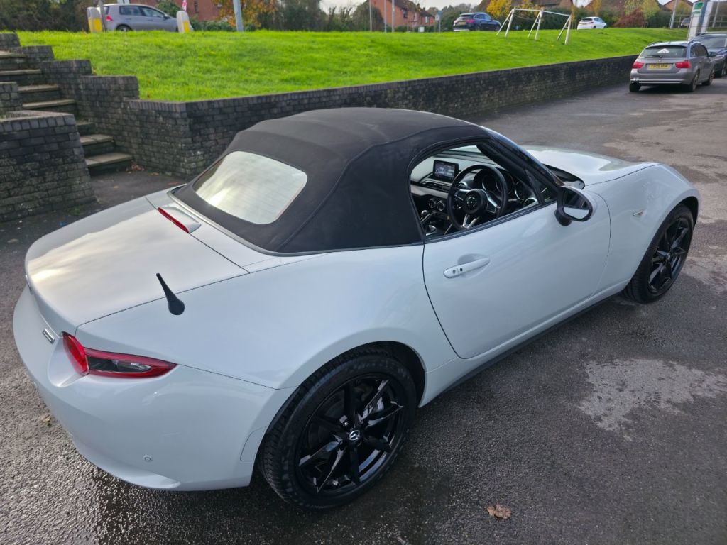 Used Mazda MX-5 2018 for sale - 76553647: Photo 4