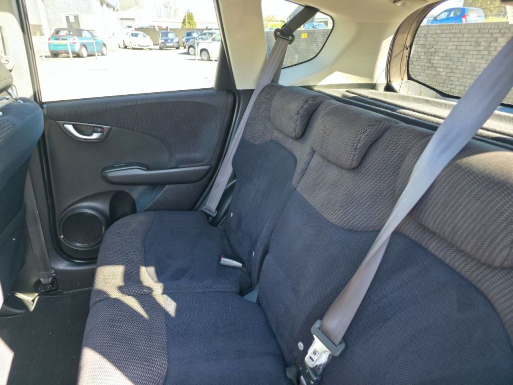 Used Honda Jazz 2012 for sale - 77937207: Photo 11