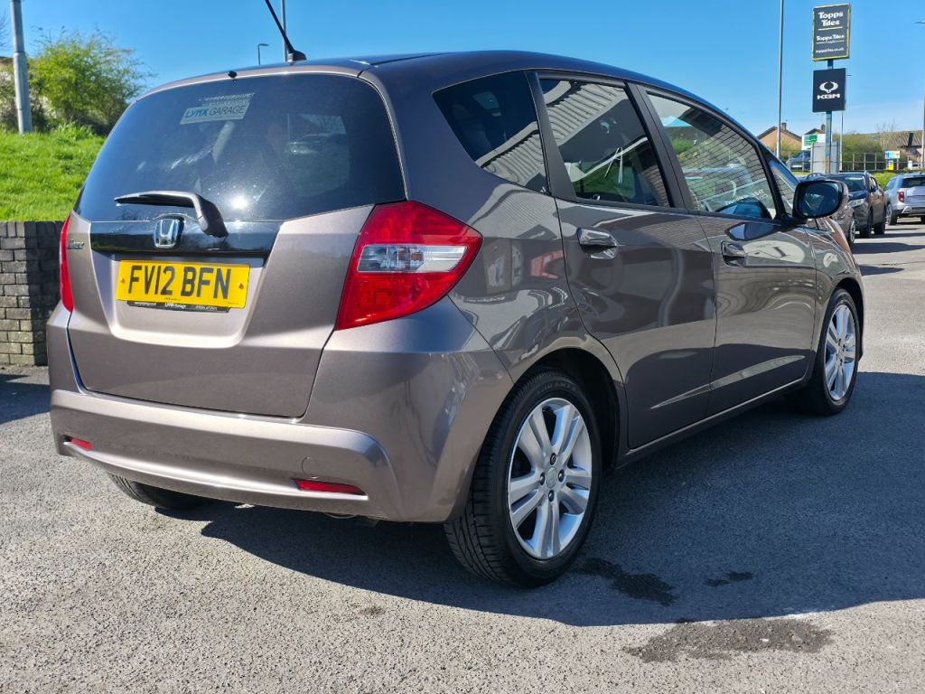 Used Honda Jazz 2012 for sale - 77937207: Photo 40