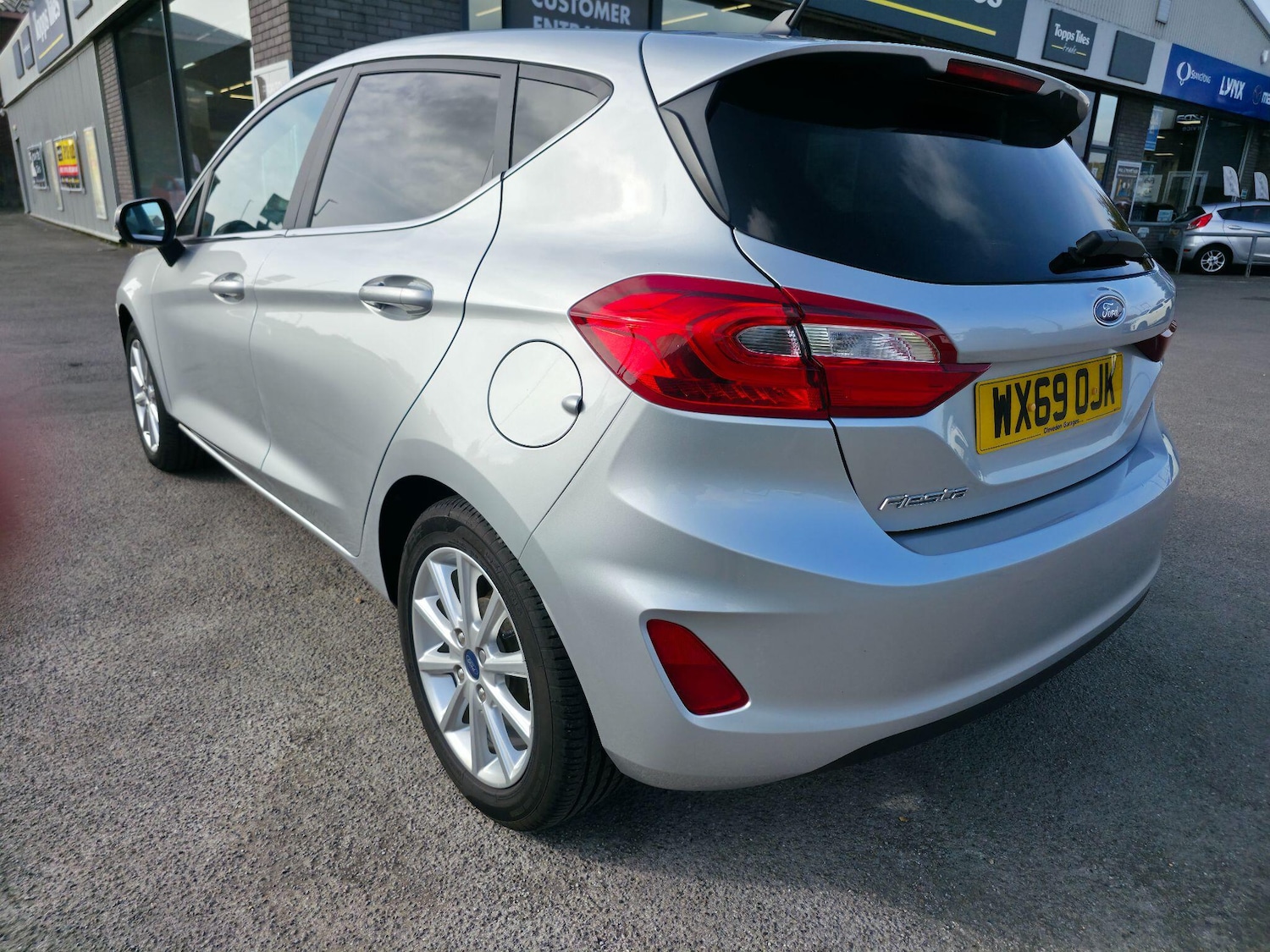 Used Ford Fiesta 2019 for sale - 76020651: Photo 3