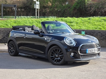 Used MINI Convertible 2018 for sale - 77745931: Photo