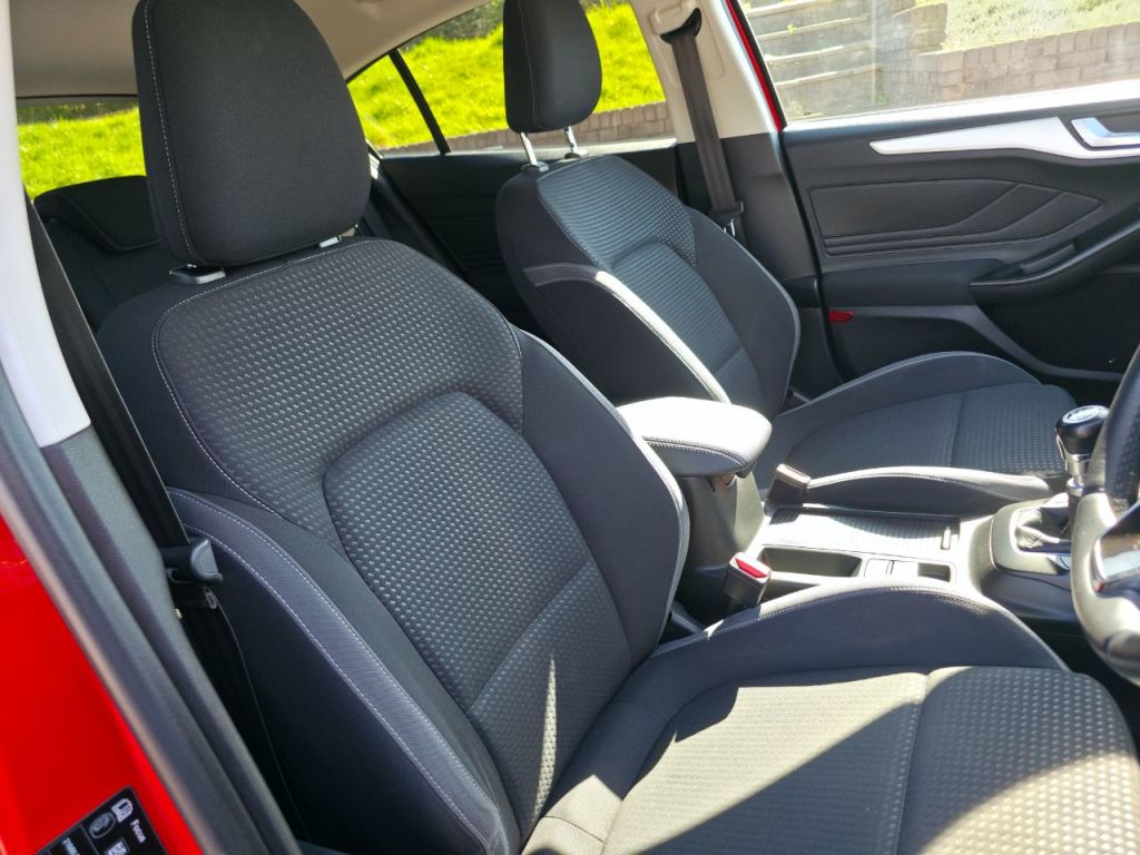 Used Ford Focus 2018 for sale - 77990238: Photo 13