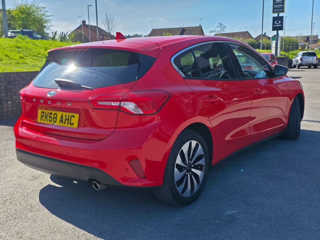 Used Ford Focus 2018 for sale - 77990238: Photo 3