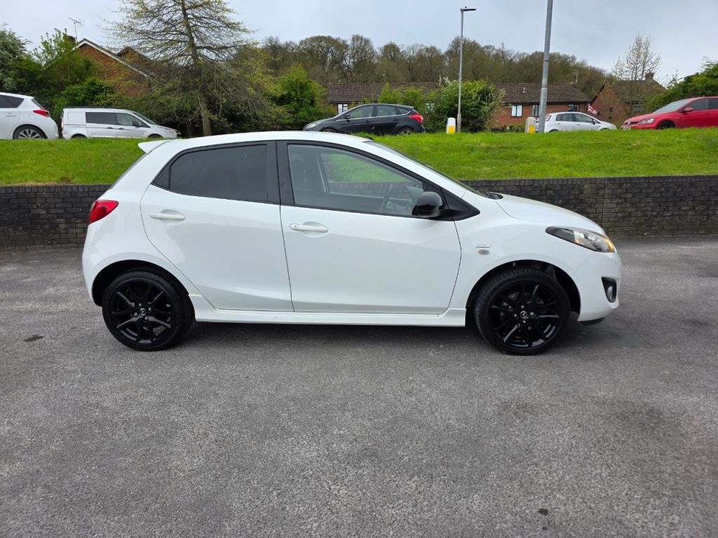 Used Mazda Mazda2 2013 for sale - 78199781: Photo 3