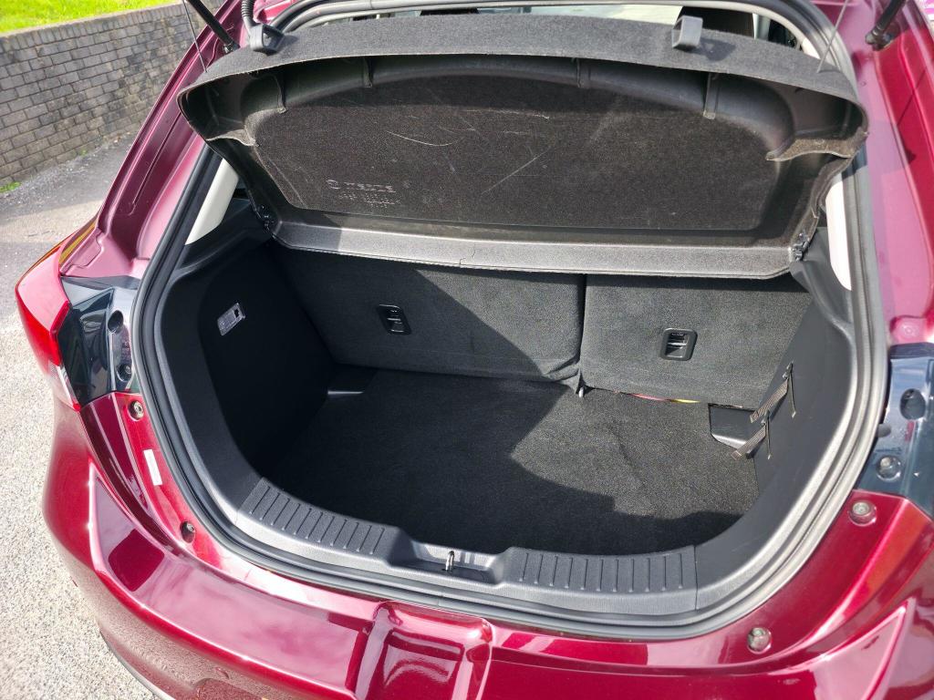 Used Mazda Mazda2 2020 for sale - 76553649: Photo 34