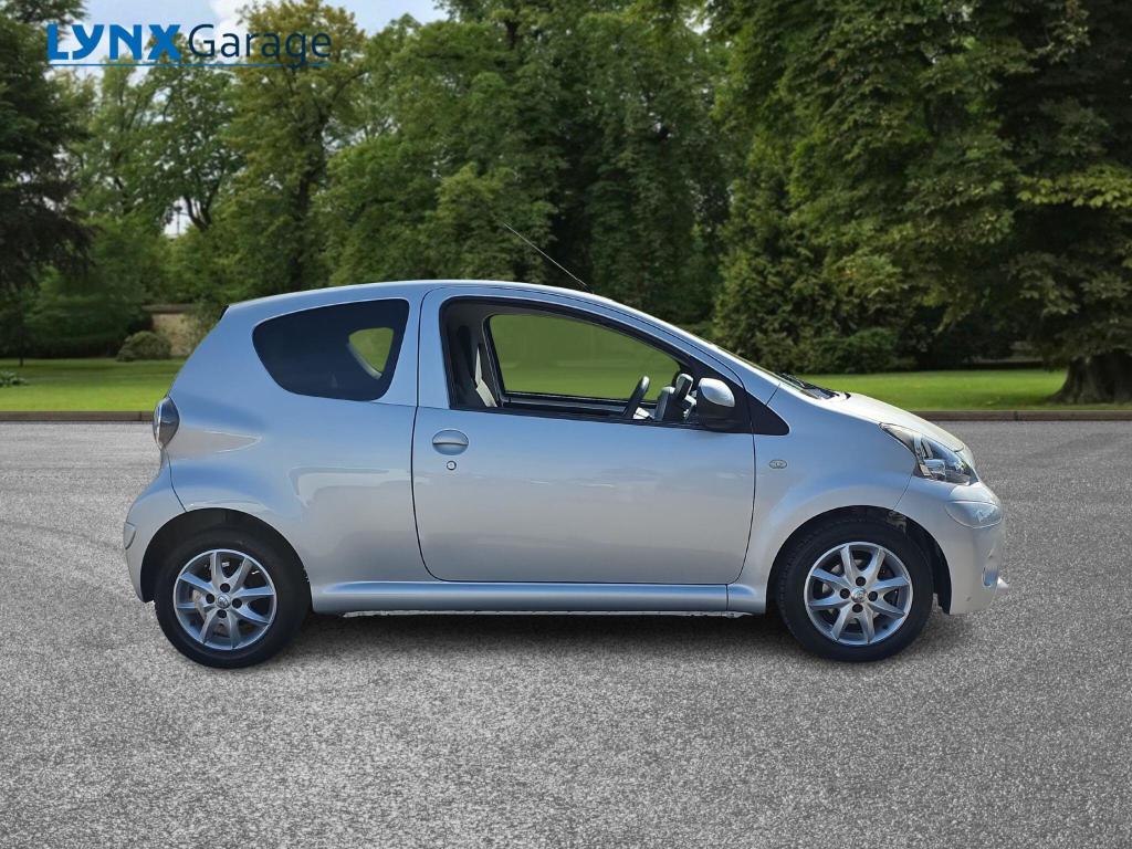 Used Toyota AYGO 2014 for sale - 76553658: Photo 11