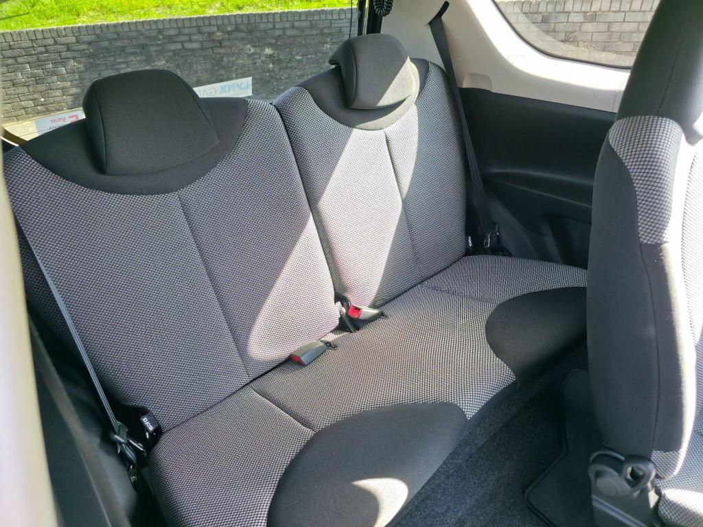 Used Toyota AYGO 2014 for sale - 76553658: Photo 19