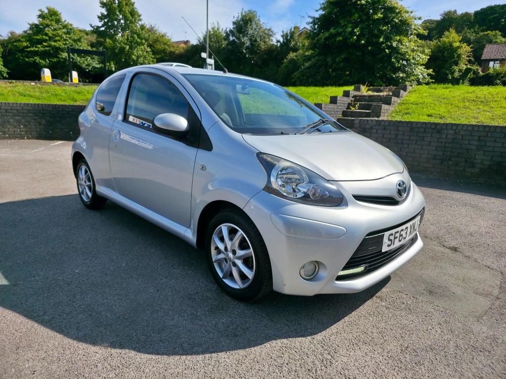 Used Toyota AYGO 2014 for sale - 76553658: Photo 2