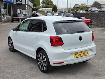Used Volkswagen Polo 2017 for sale - 79828673: Photo