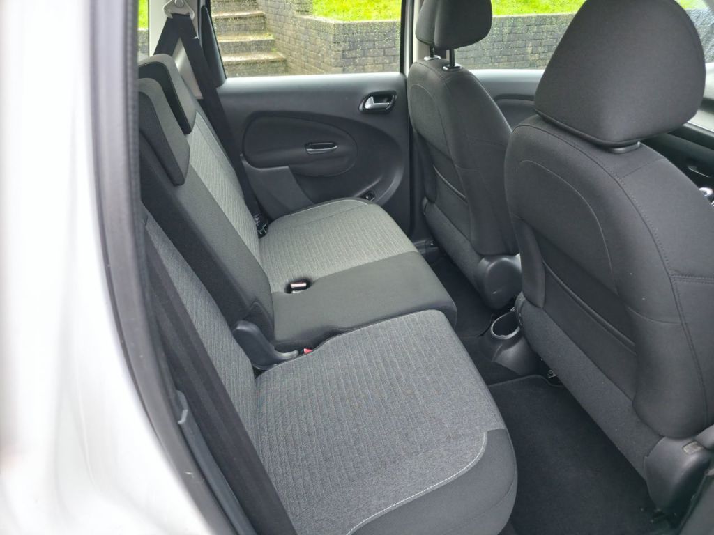 Used Citroen C3 Picasso 2016 for sale - 77282861: Photo 11