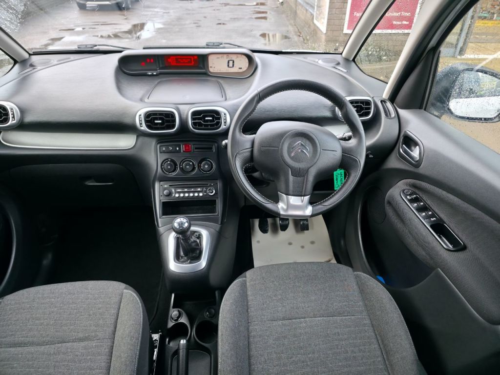 Used Citroen C3 Picasso 2016 for sale - 77282861: Photo 12