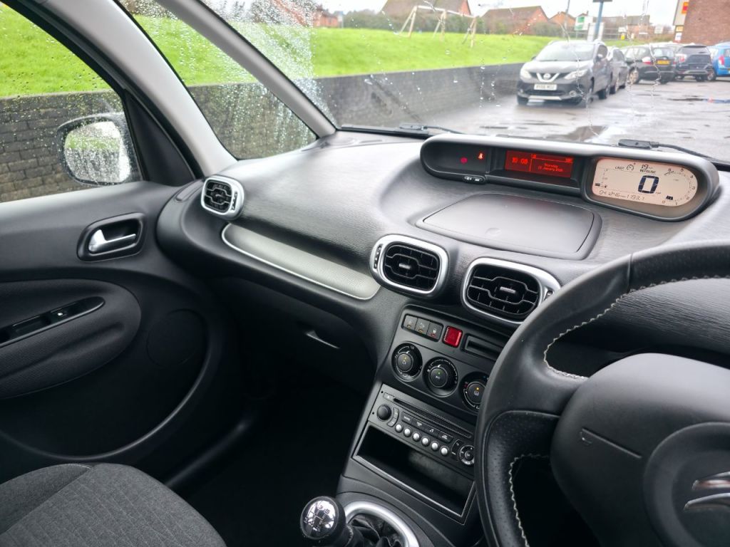 Used Citroen C3 Picasso 2016 for sale - 77282861: Photo 15