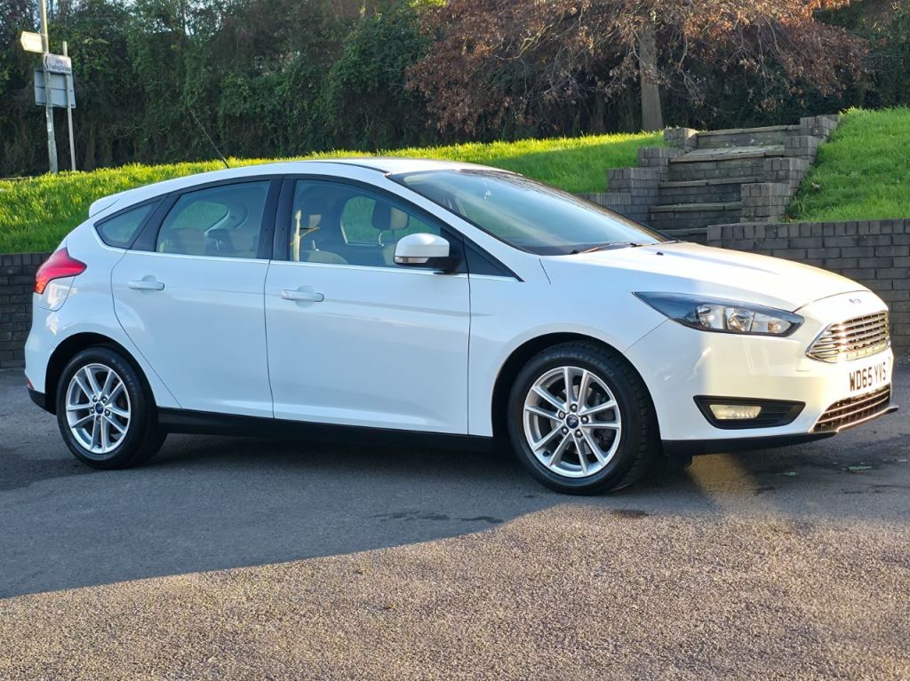 Used Ford Focus 2015 for sale - 76653841: Photo 11