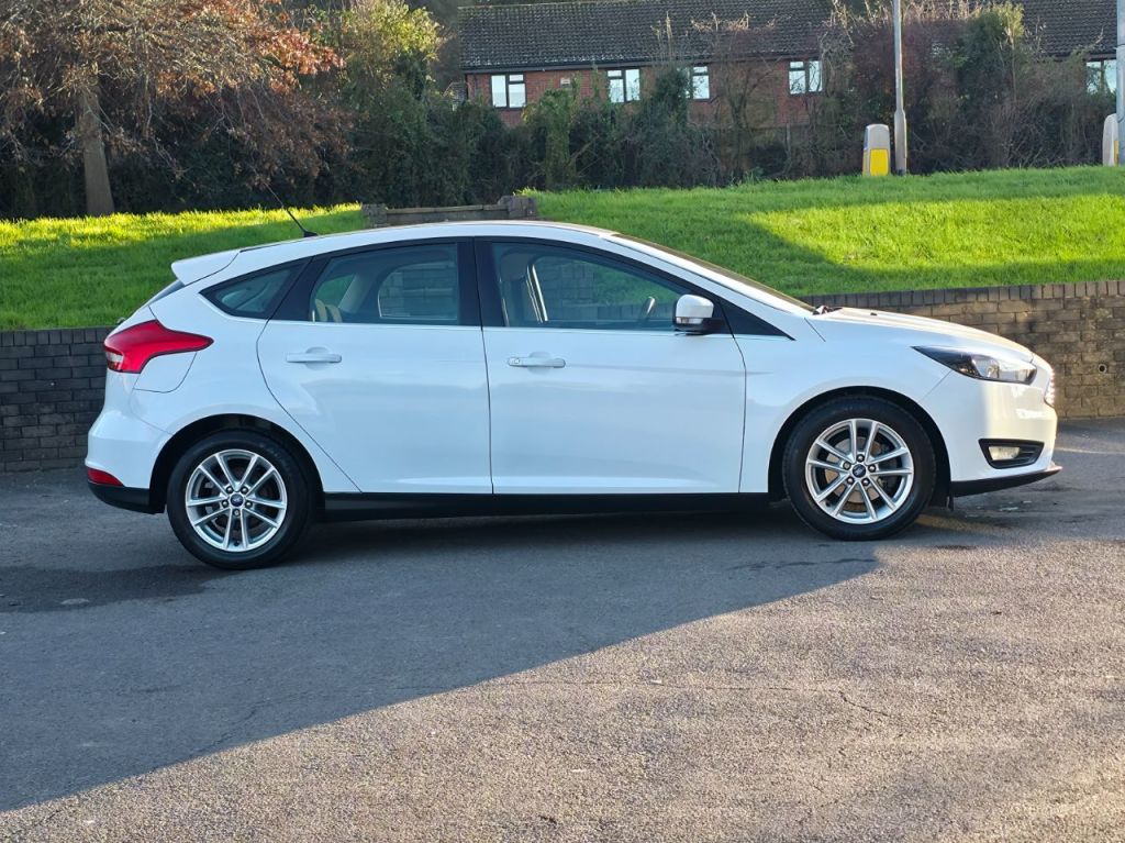 Used Ford Focus 2015 for sale - 76653841: Photo 13