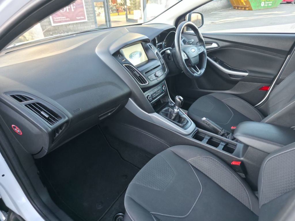 Used Ford Focus 2015 for sale - 76653841: Photo 18