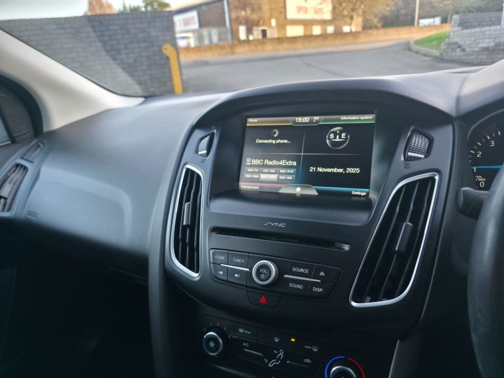 Used Ford Focus 2015 for sale - 76653841: Photo 22