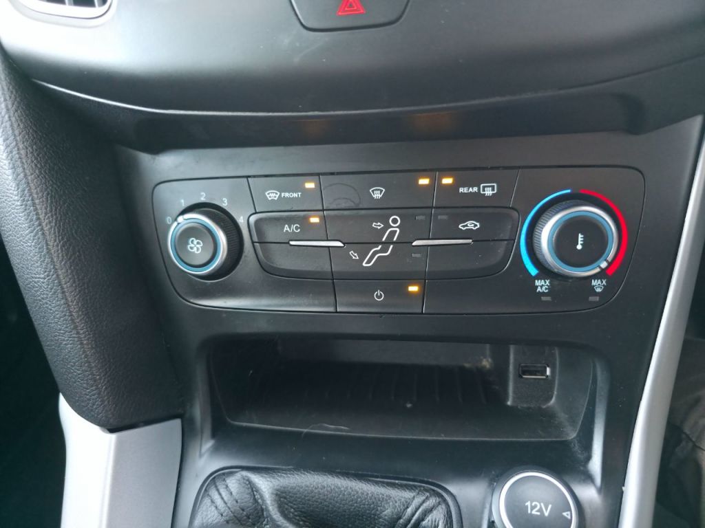 Used Ford Focus 2015 for sale - 76653841: Photo 23