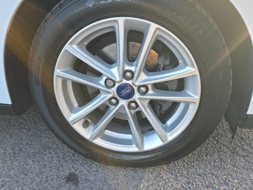 Used Ford Focus 2015 for sale - 76653841: Photo 31