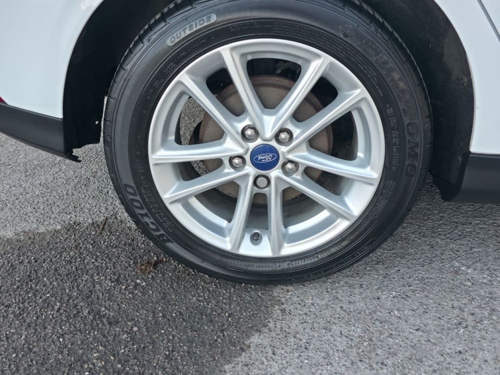 Used Ford Focus 2015 for sale - 76653841: Photo 34