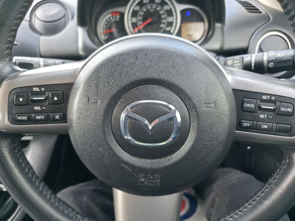 Used Mazda Mazda2 2012 for sale - 77493875: Photo 14