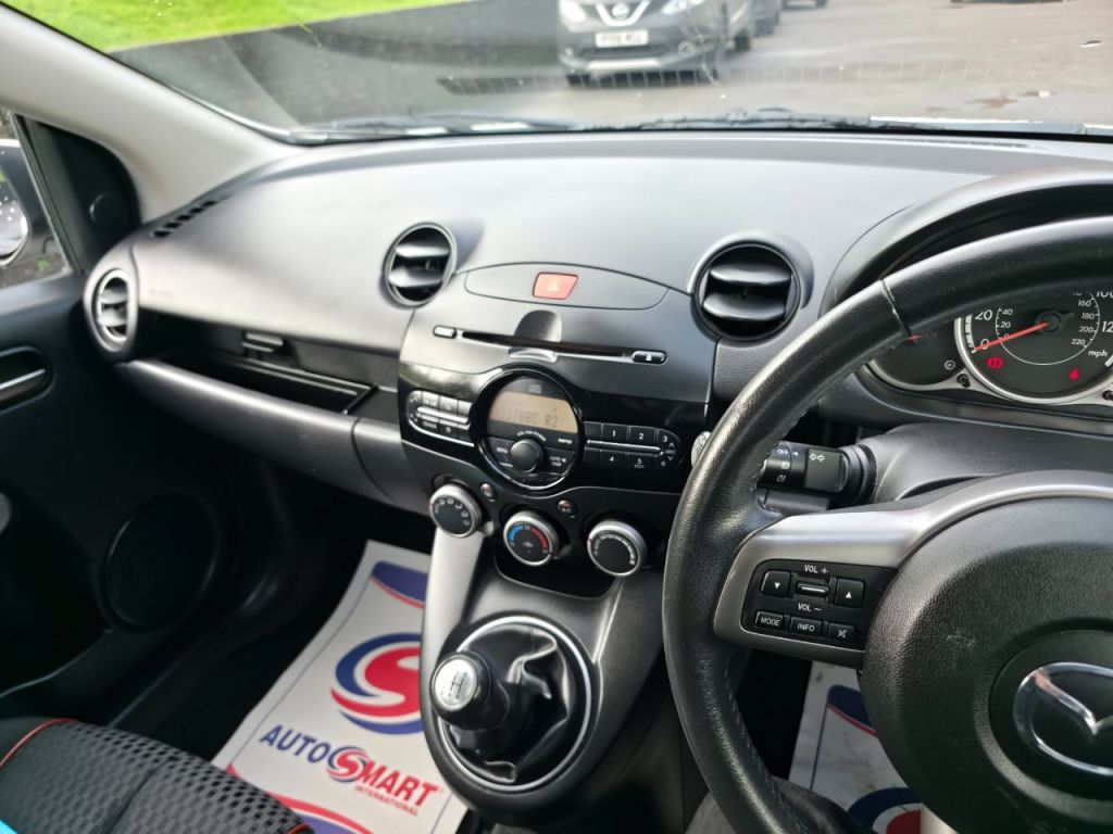 Used Mazda Mazda2 2012 for sale - 77493875: Photo 20