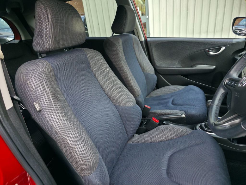 Used Honda Jazz 2015 for sale - 77493890: Photo 10