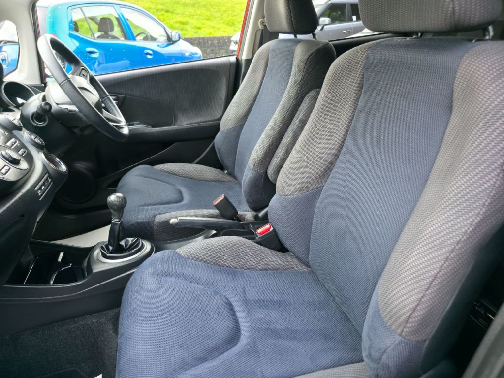 Used Honda Jazz 2015 for sale - 77493890: Photo 12